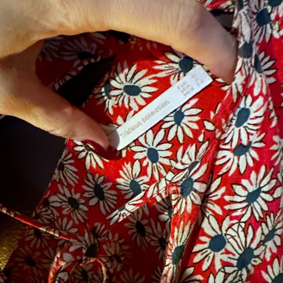 Zara Trafuluc Red Floral Butterfly Sleeve Crop Top - Picture 4 of 5